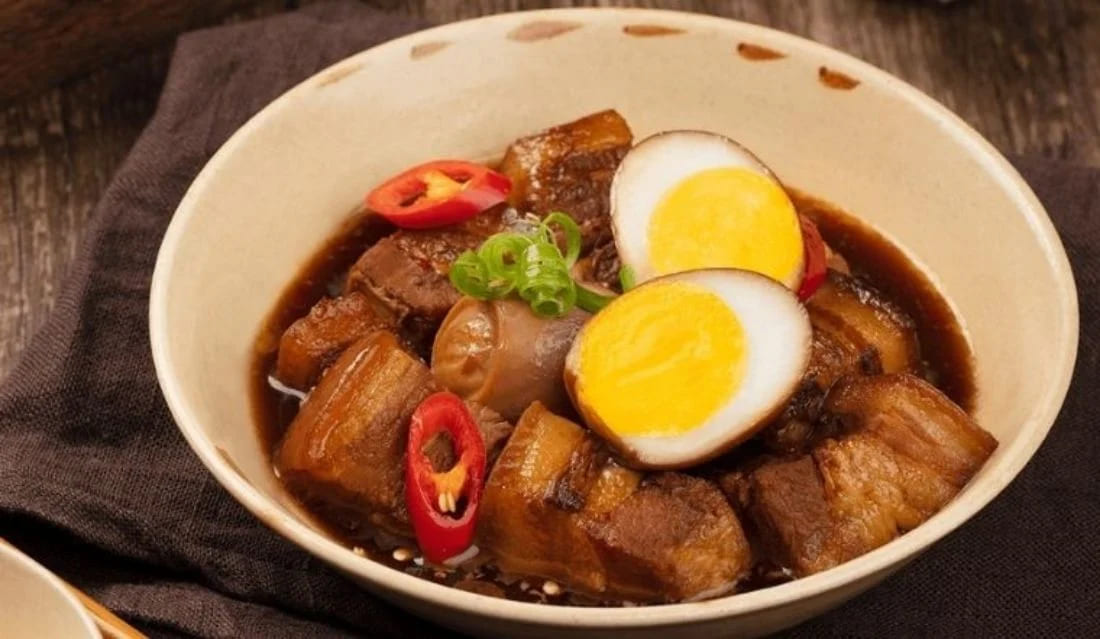 plato tipico en año nuevo en vietnam