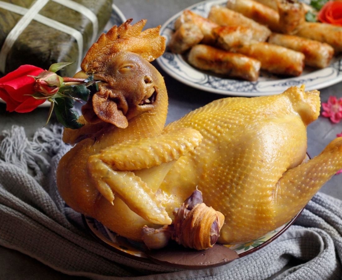 pollo en año nuevo en vietnam
