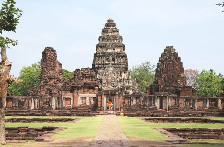 parque historico en isan tailandia
