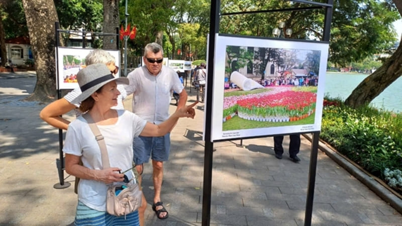 Actividades culturales y turísticas durante este aniversario en el lago Hoan Kiem