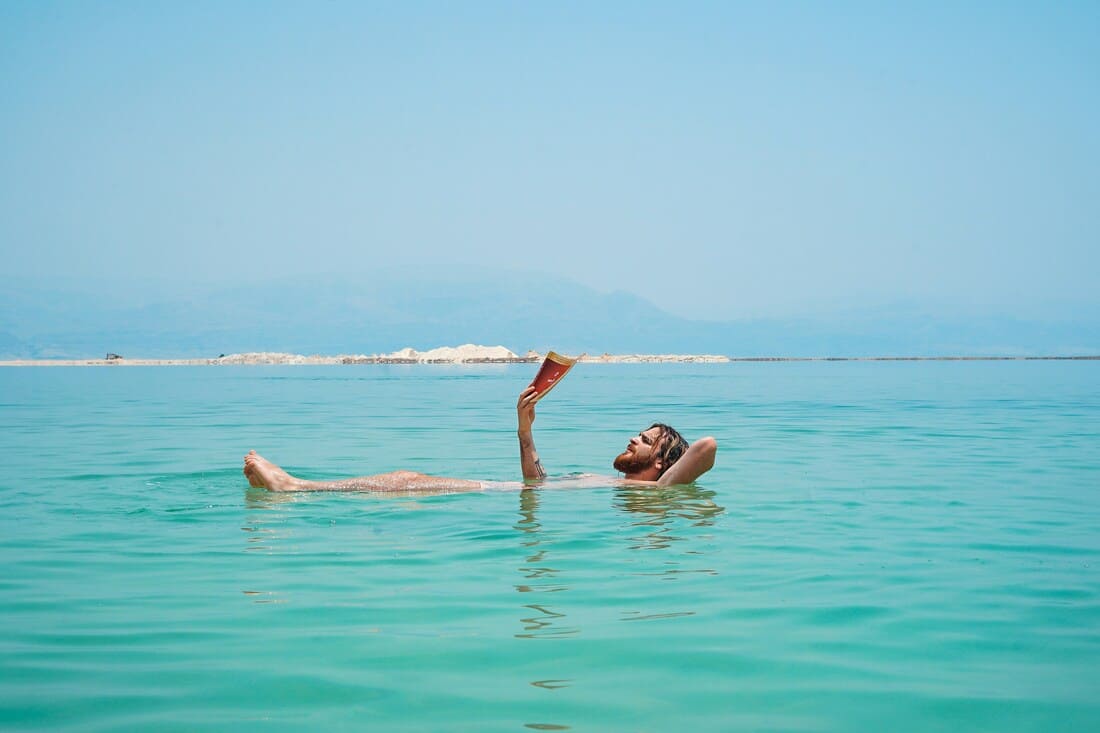 asia en noviembre - playa de jordania