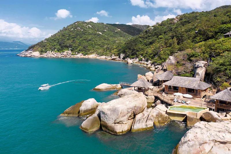 bahia ninh van en nha trang playas sudeste asiatico