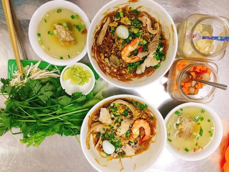 ¿Cómo comer Hu tieu como un local?
