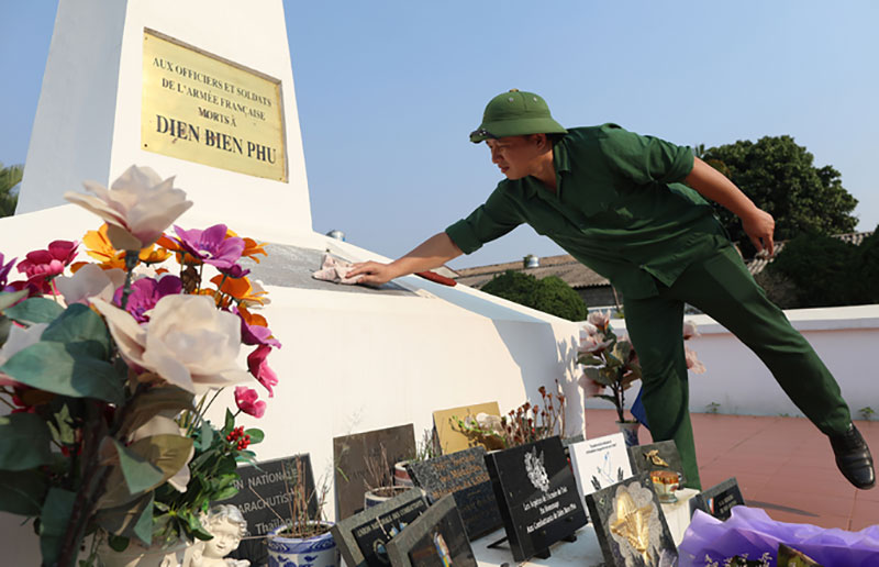 conmemoración a los soldados franceses
