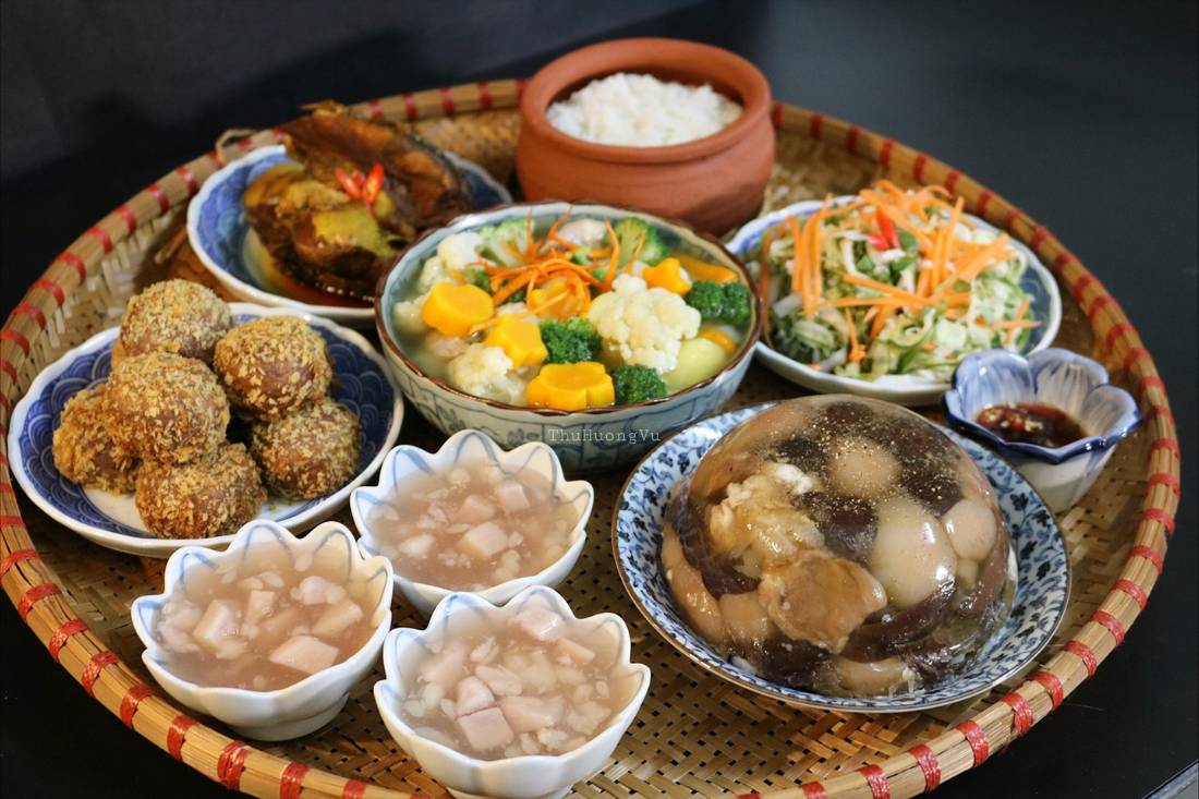 plato en año nuevo en vietnam