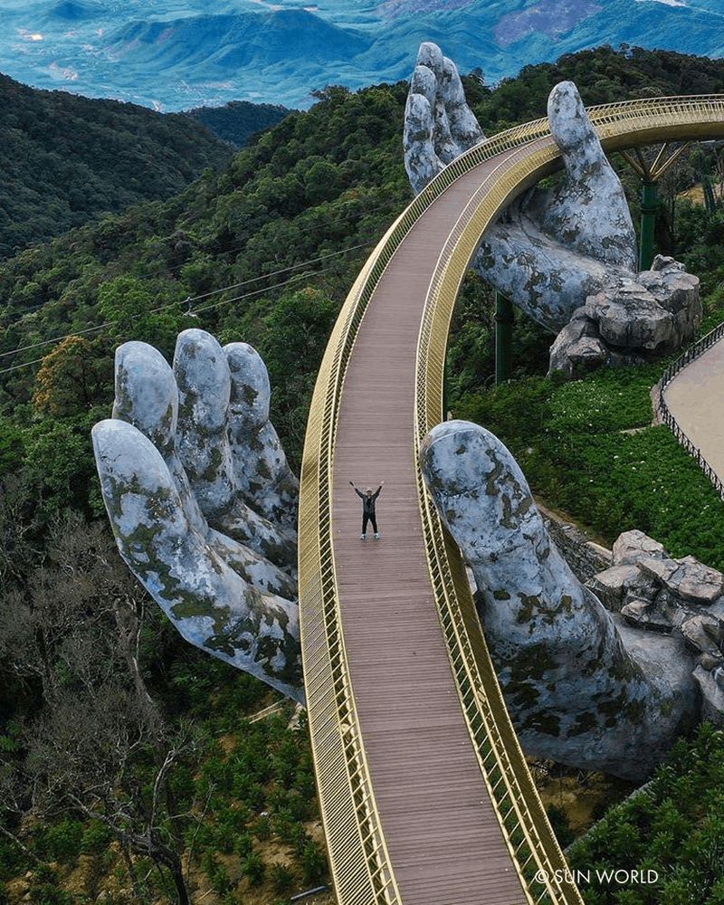 golden bridge vietnam fotografia - puente dorado vietnam