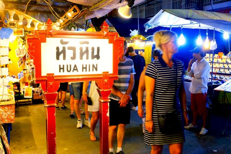 mercado nocturno en hua hin