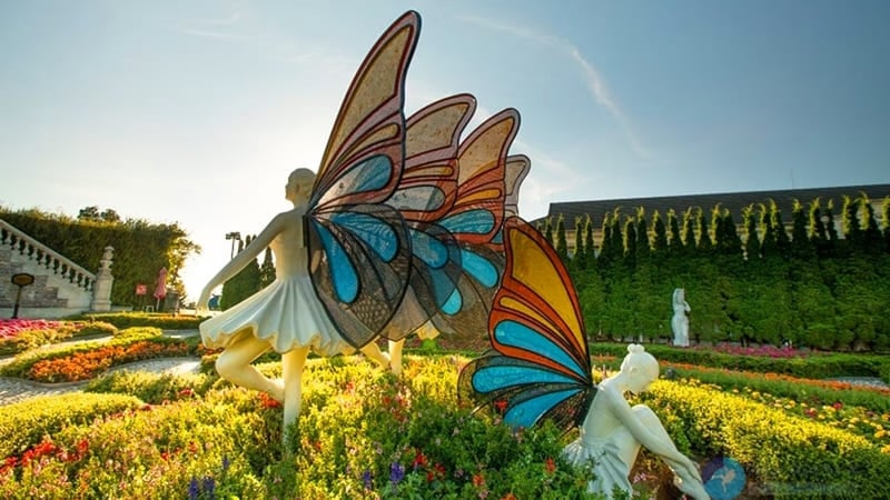 jardin de amor bana hills - puente dorado vietnam