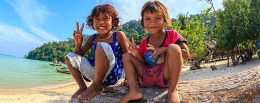 gente local en koh lipe