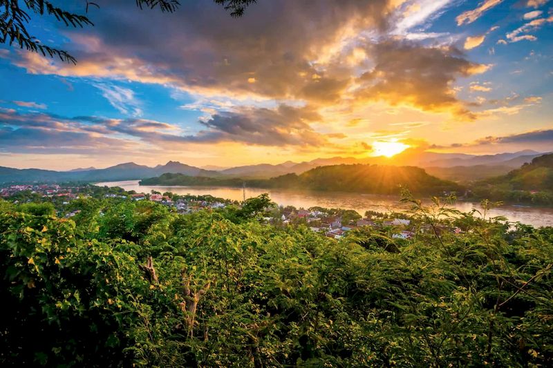 monte phonsi en luang prabang