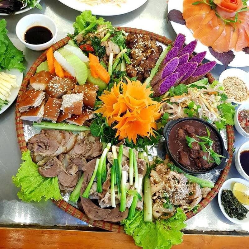 restaurantes en sapa - lon met dung long