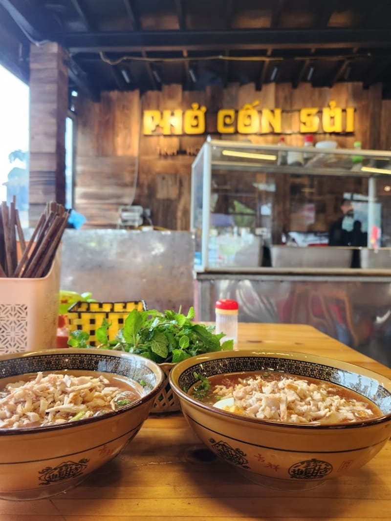 restaurantes en sapa - con sui ong ha