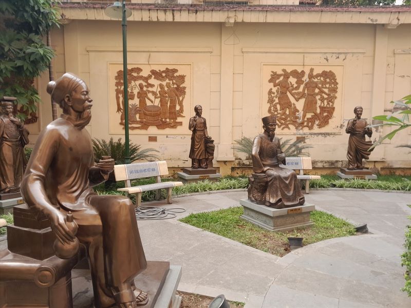 hanoi por la noche - Tour nocturno en el Museo de Literatura Vietnamita