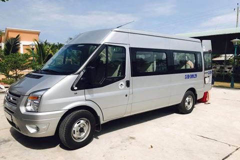Auto de 16 asientos