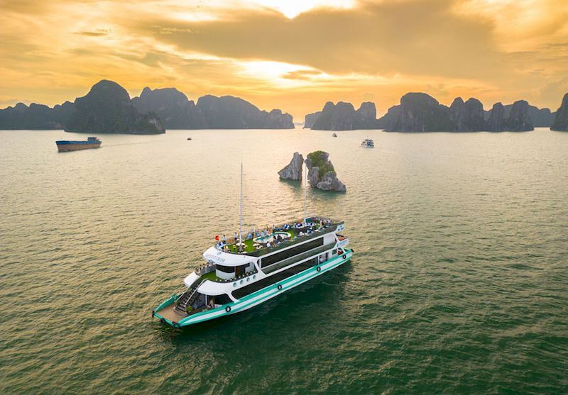 La bahía de Halong, una de las 7 Bellas del mundo